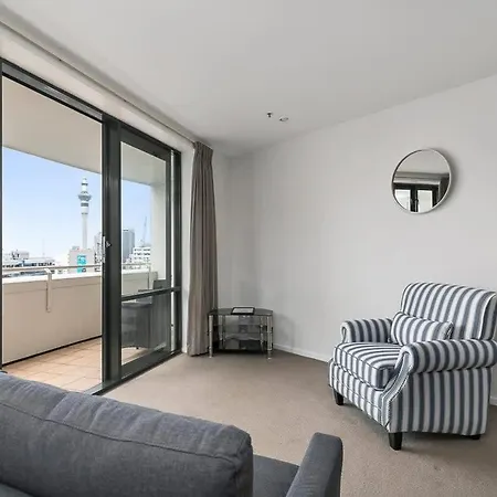 Beautiful Sky Tower View Home Near K' Road W/ Free Parking Auckland Exterior photo